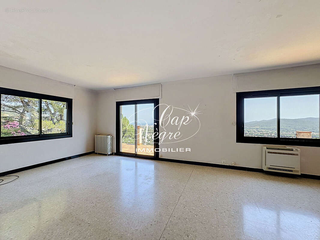 Maison vue mer au calme a bormes-les-mimosas - photo 6