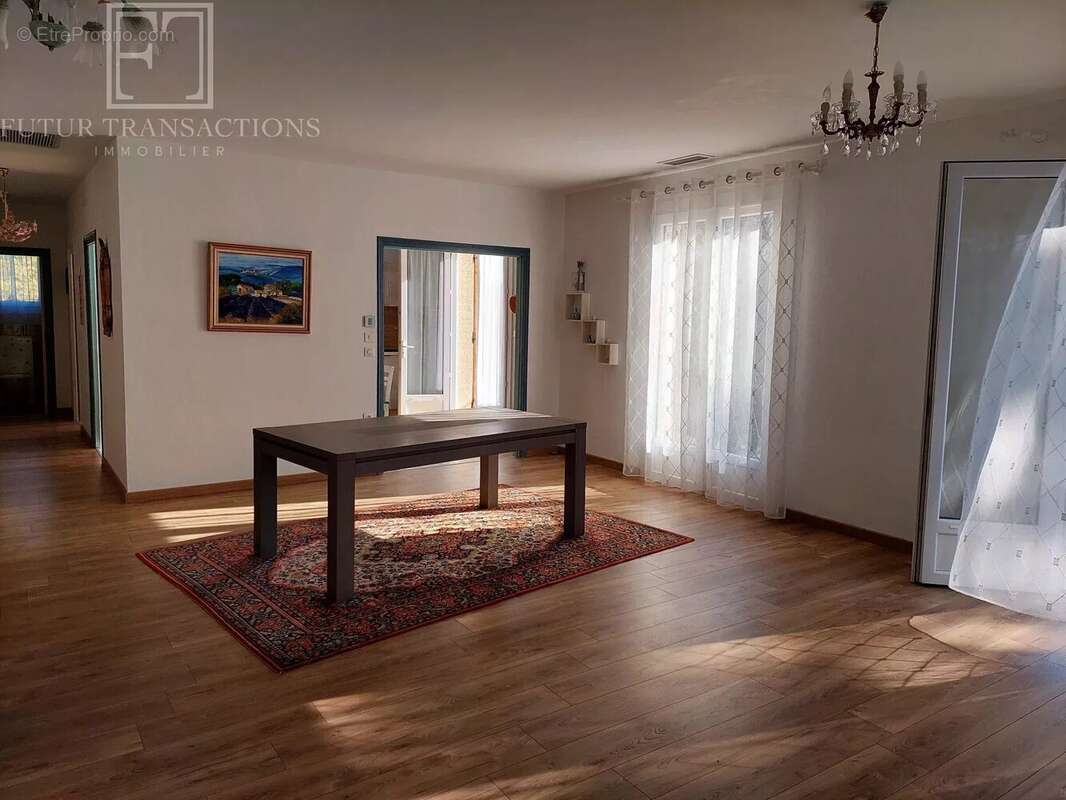 Maison à MILHAC-DE-NONTRON