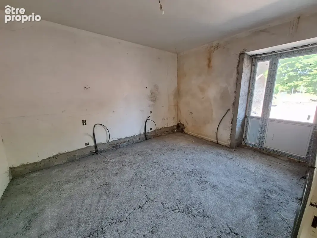   À VENDRE – Maison de ville 213 m² avec 4 appartements à finir de rénover – RISCLÉ (Gers 32) - photo 12