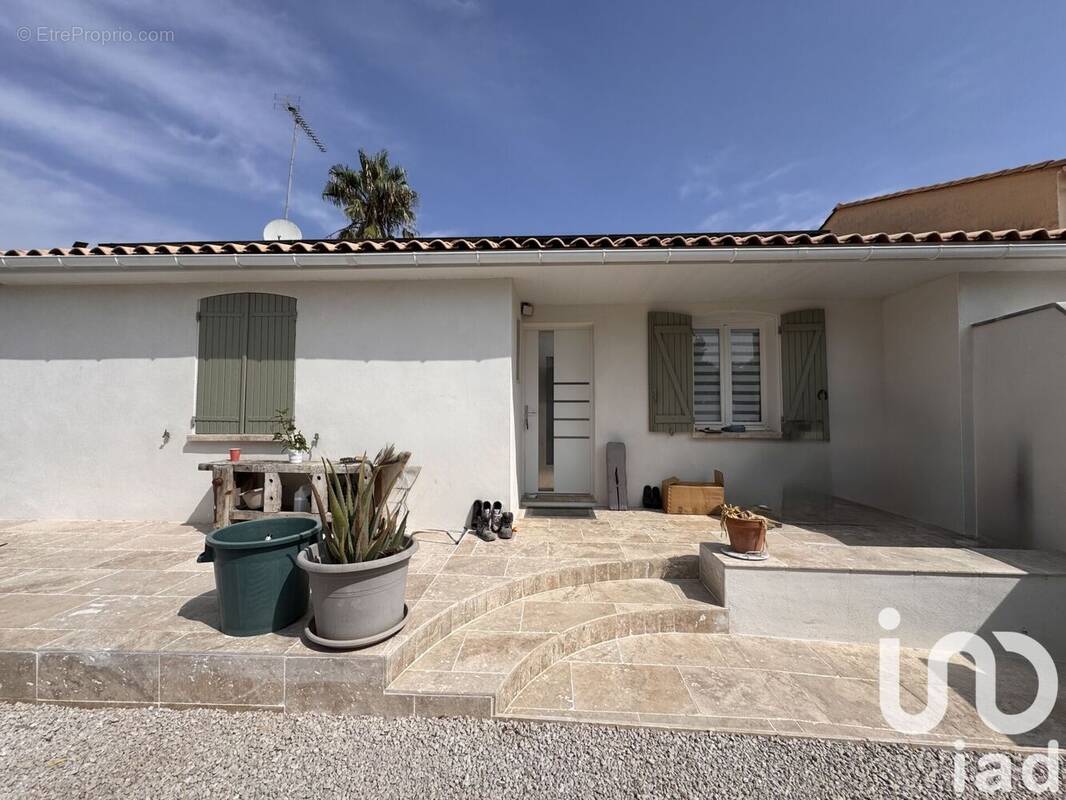 Photo 1 - Maison à POMEROLS