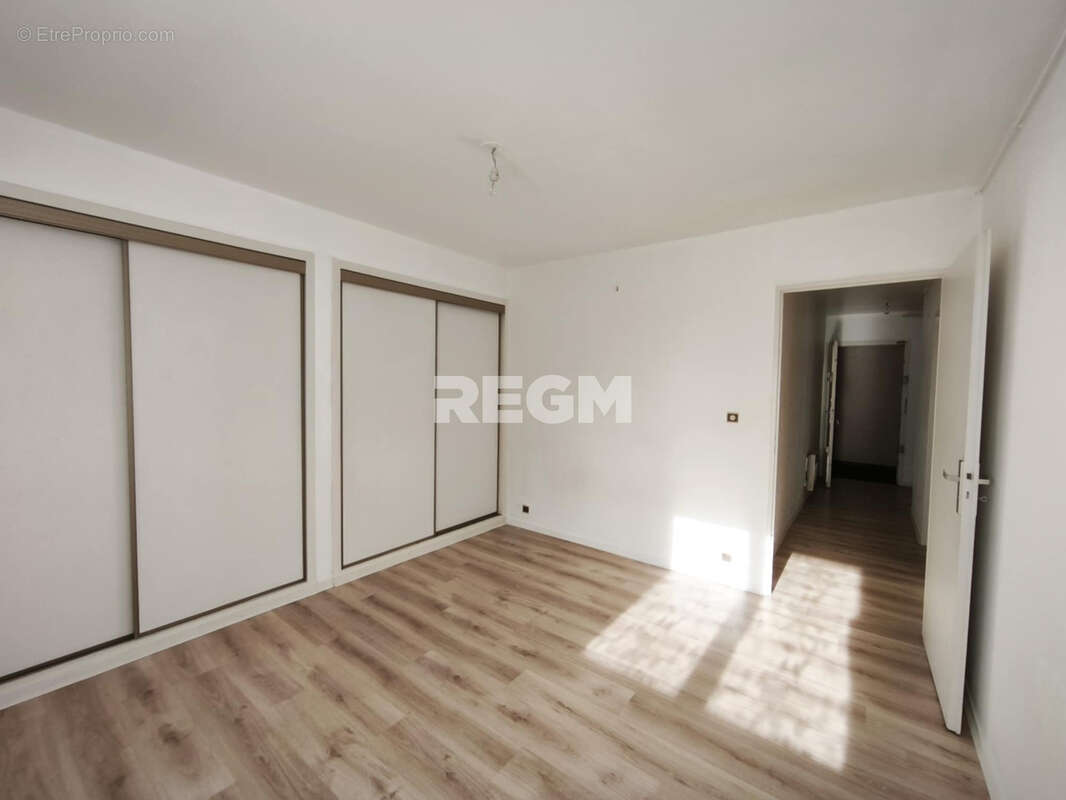Appartement à SAINTE-SAVINE