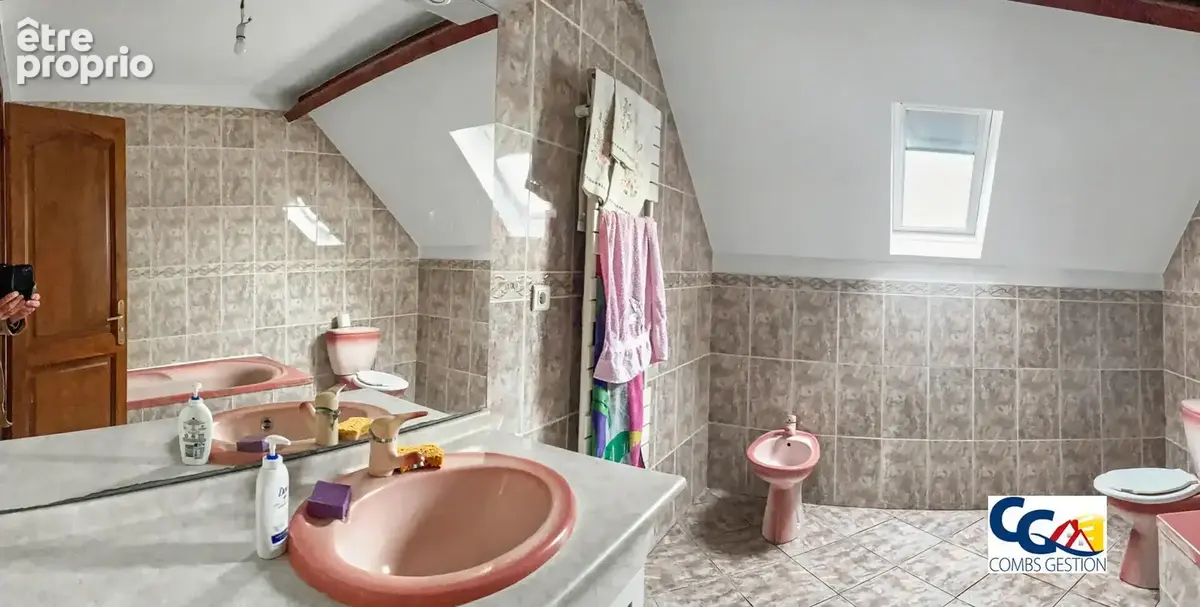 Maison familiale 108 m² 4 chambres Jardin plein sud Garage Rue calme - photo 7