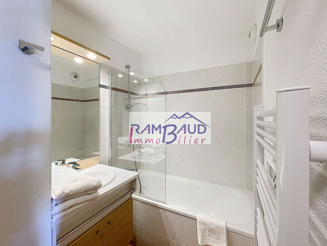 Joli T2 cabine meublé au pied des pistes - photo 10