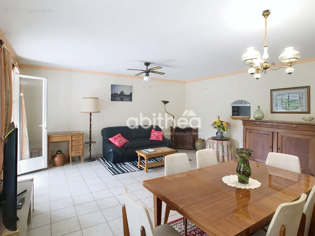 Maison à L'ISLE-D'ESPAGNAC