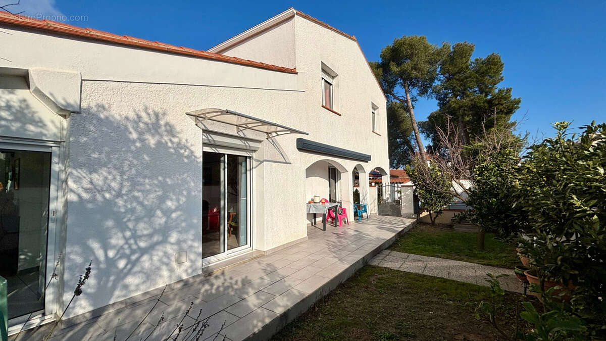 Maison à SAINT-CYPRIEN