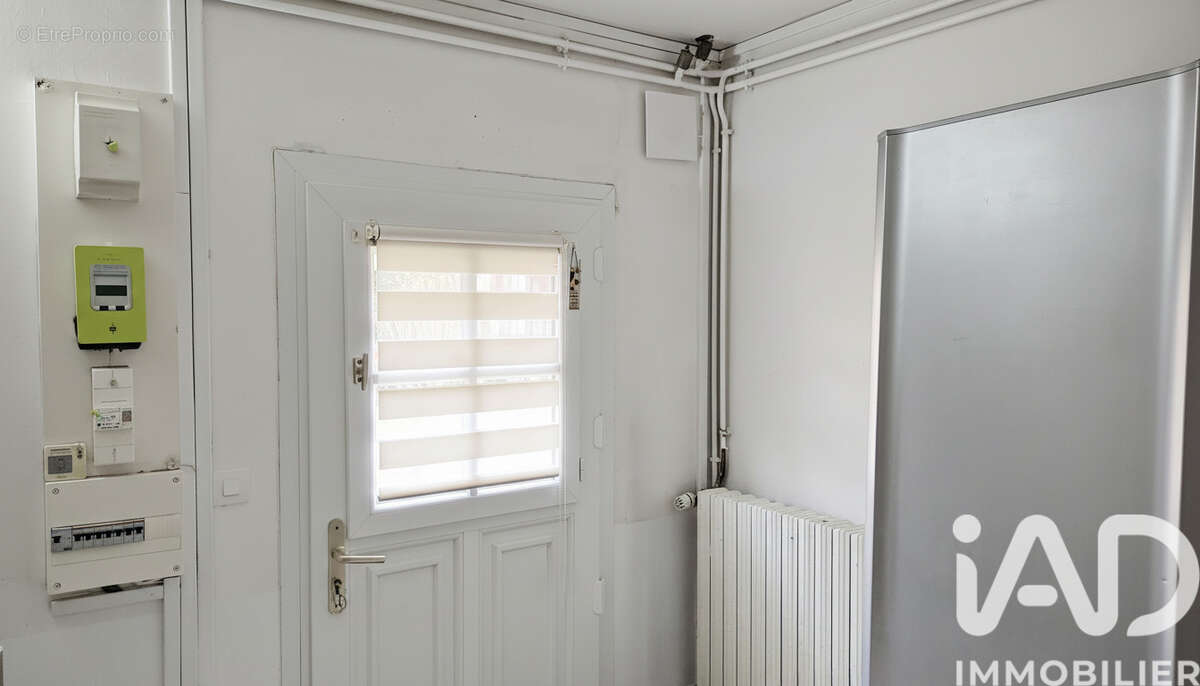 Photo 2 - Appartement à BURES-SUR-YVETTE