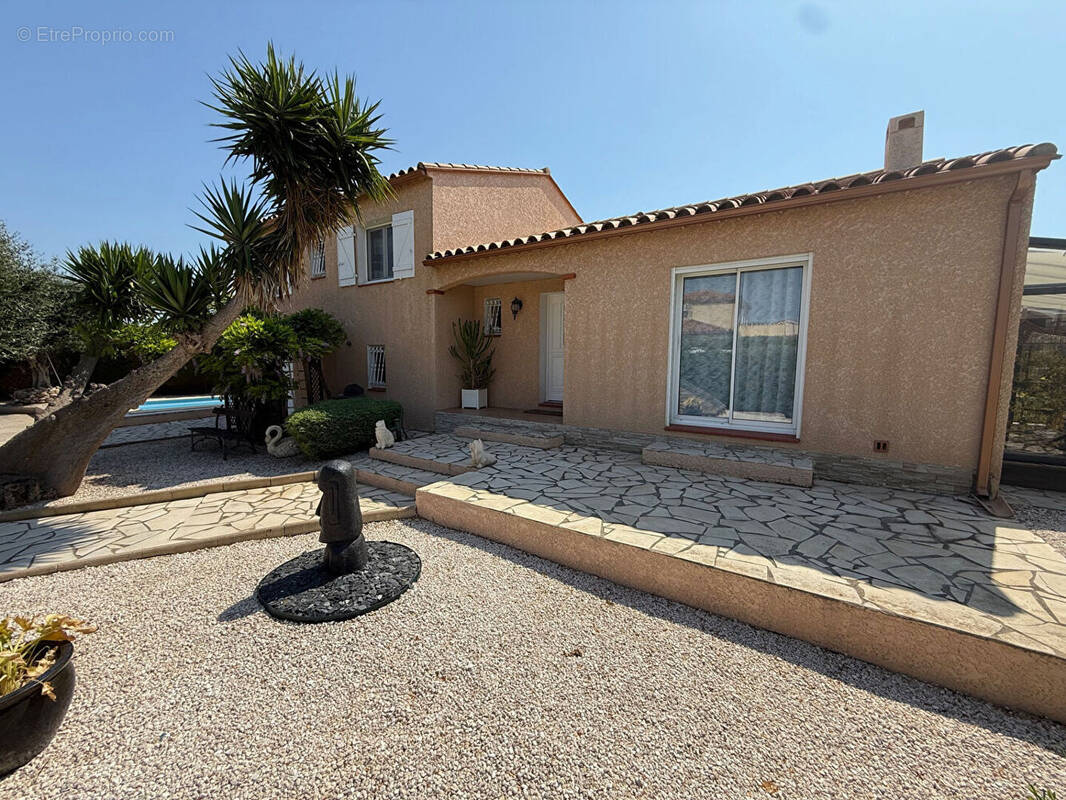 Maison à VILLELONGUE-DE-LA-SALANQUE