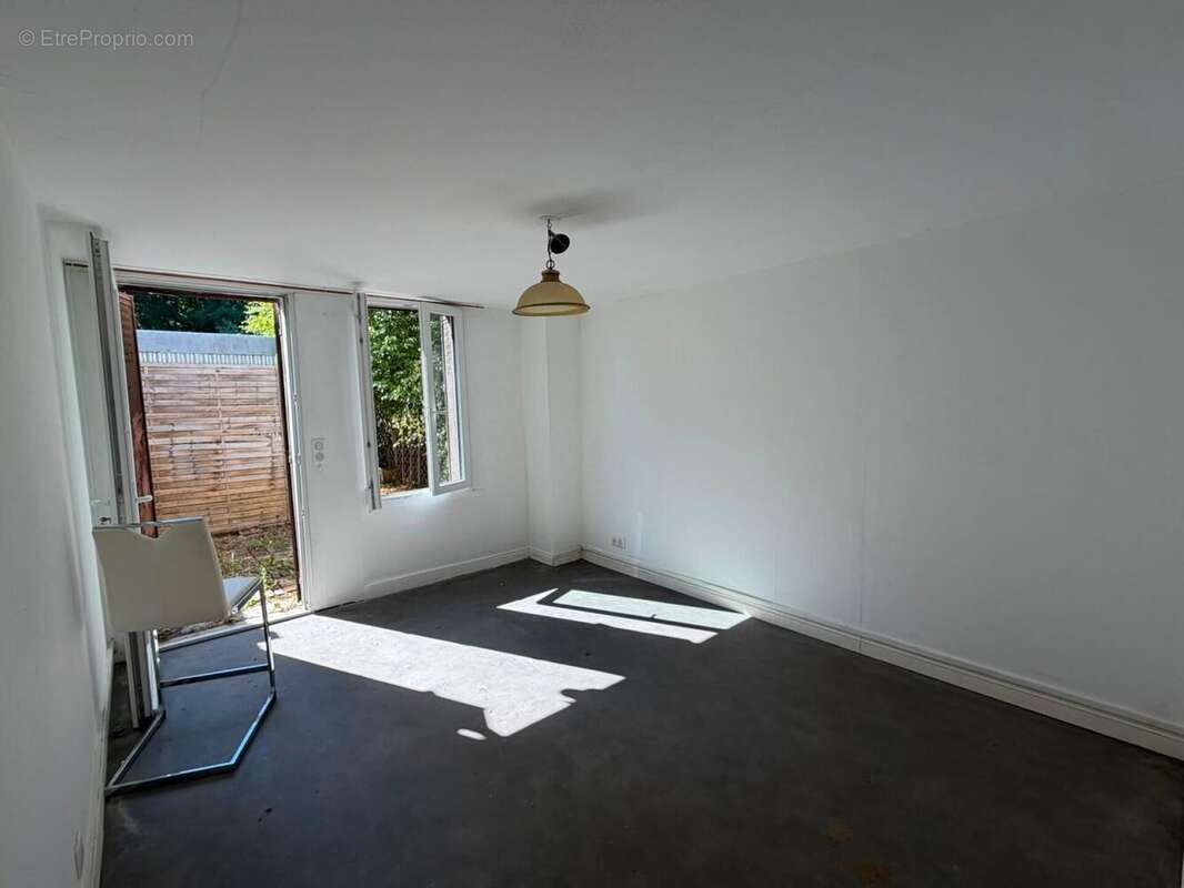 Maison 55 m² à Saint-Sulpice-Les-Champs  - photo 3