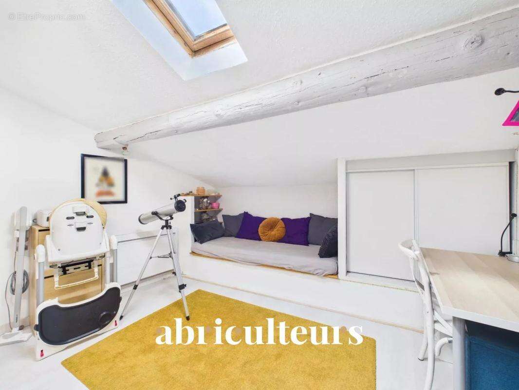 Appartement à PERTUIS