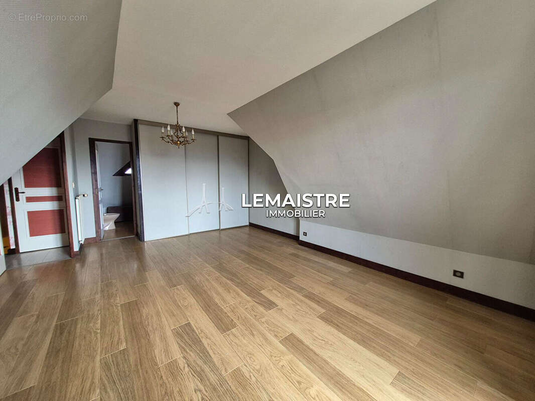 Maison à MONTIVILLIERS