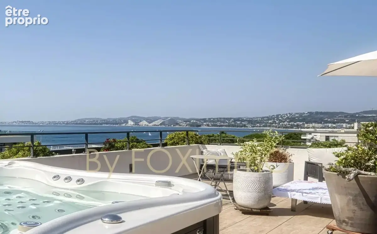 Penthouse d'exception dernier étage vue mer à Cagnes-sur-Mer - photo 3