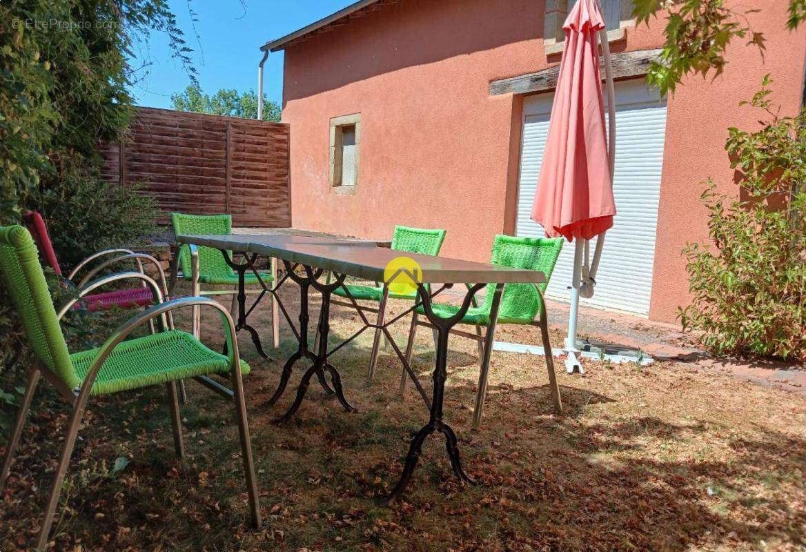 Maison à LURCY-LEVIS