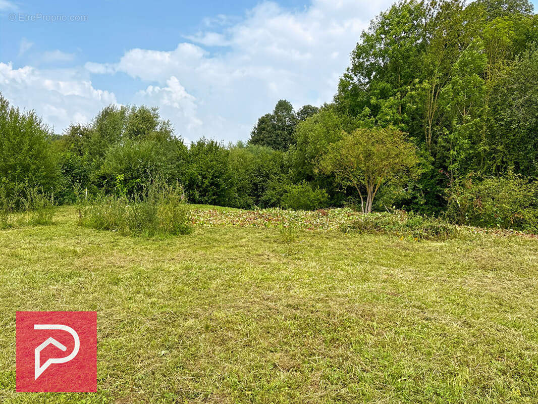 Terrain à BERNAY