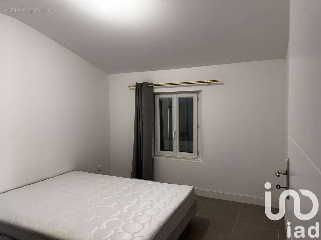 Photo 2 - Appartement à BESSE-SUR-ISSOLE