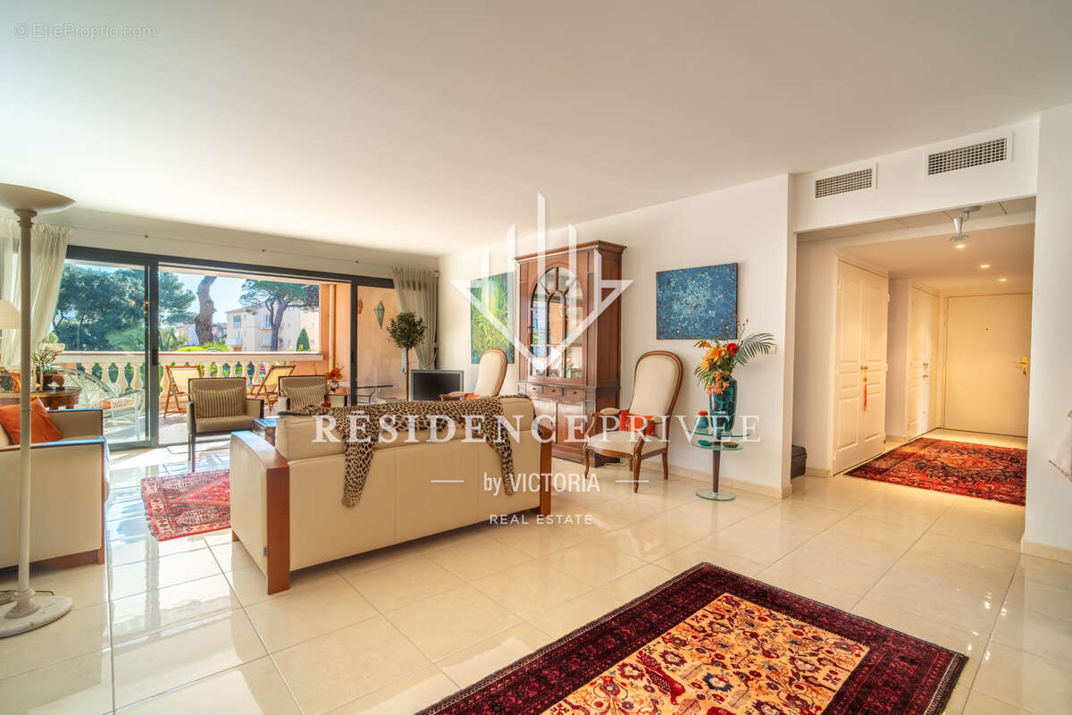 Appartement à HYERES