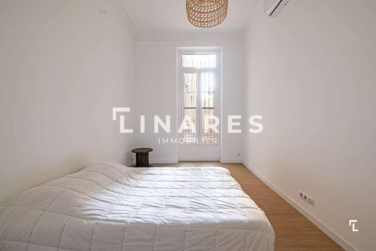 Appartement à MARSEILLE-2E