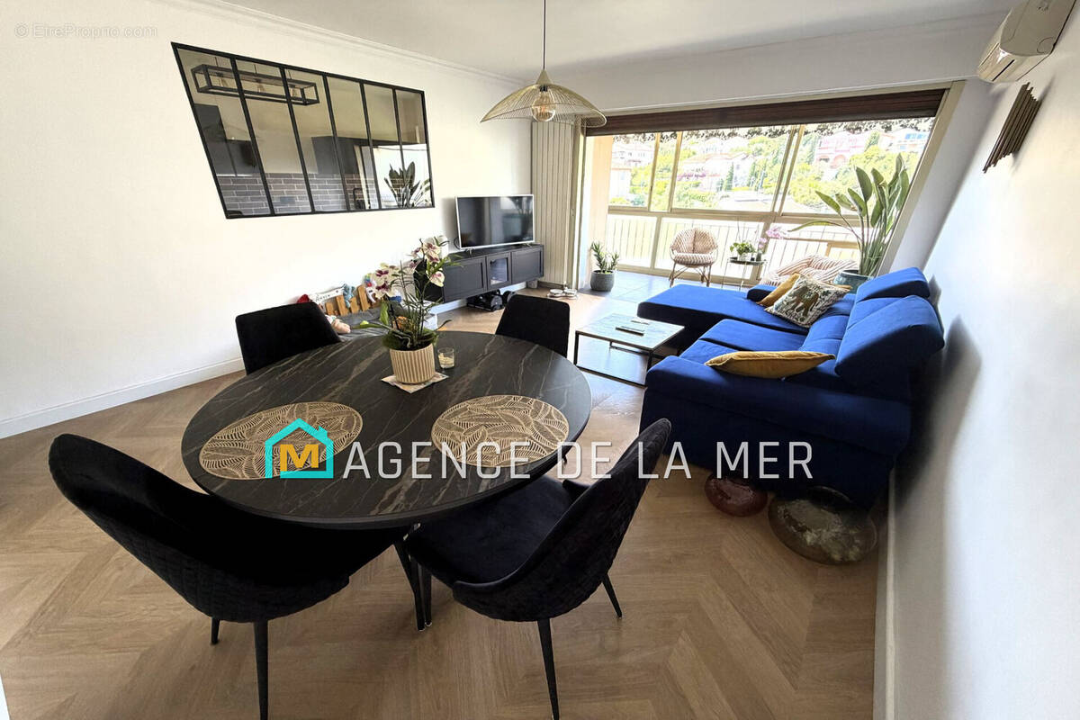 Appartement à MANDELIEU-LA-NAPOULE