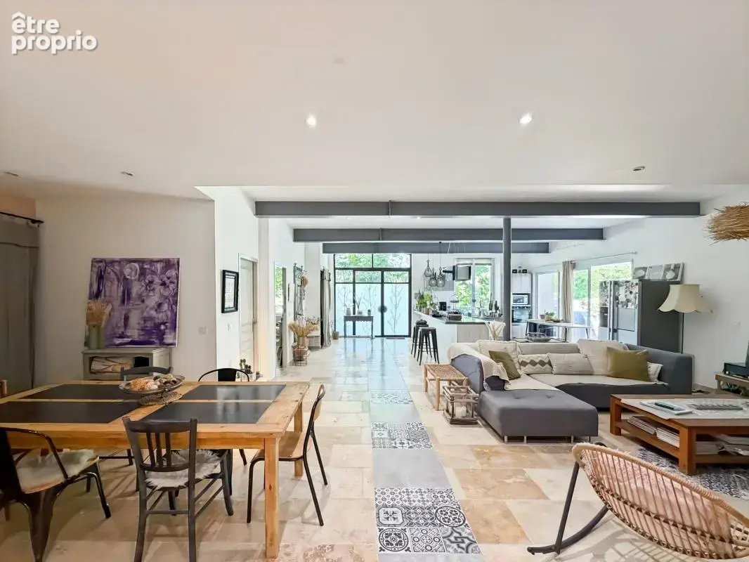 Appartement à PIERREFEU-DU-VAR