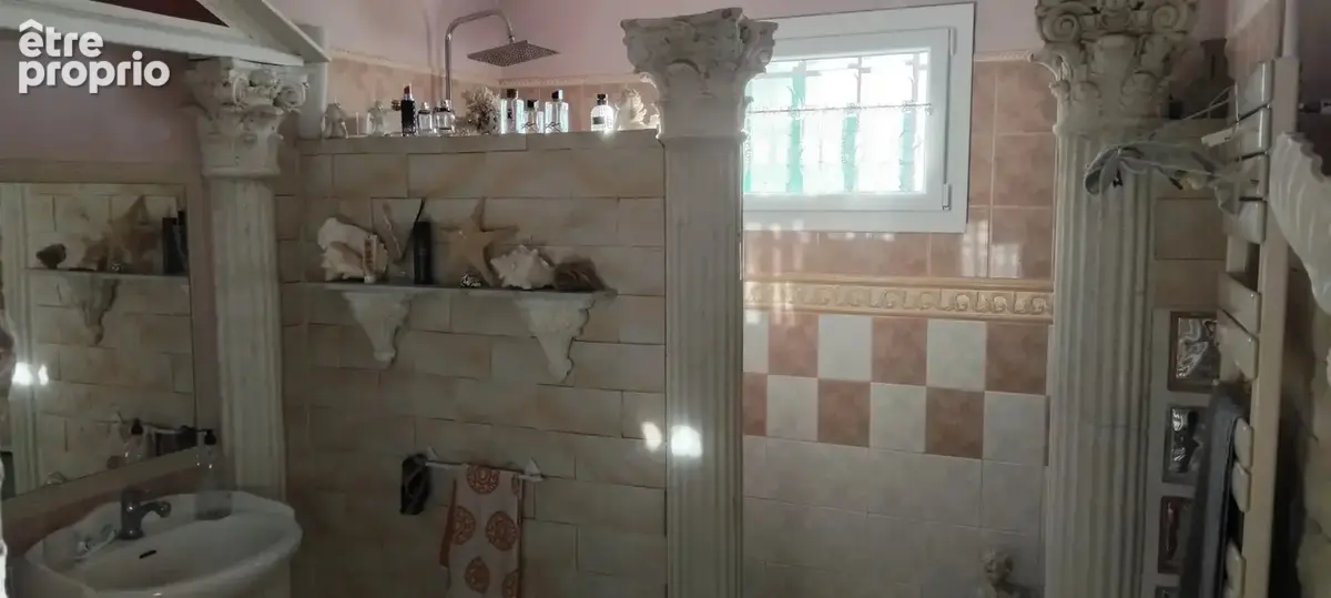  port-saint-louis-du-rhône – ensemble immobilier 350 m² - photo 11