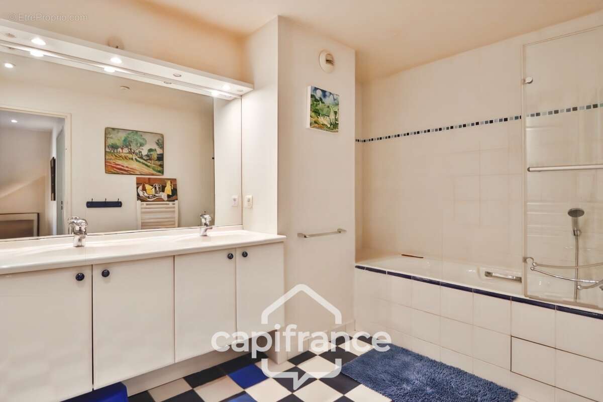 Maison familiale à vendre 7 pièces GARCHES (92) - photo 16