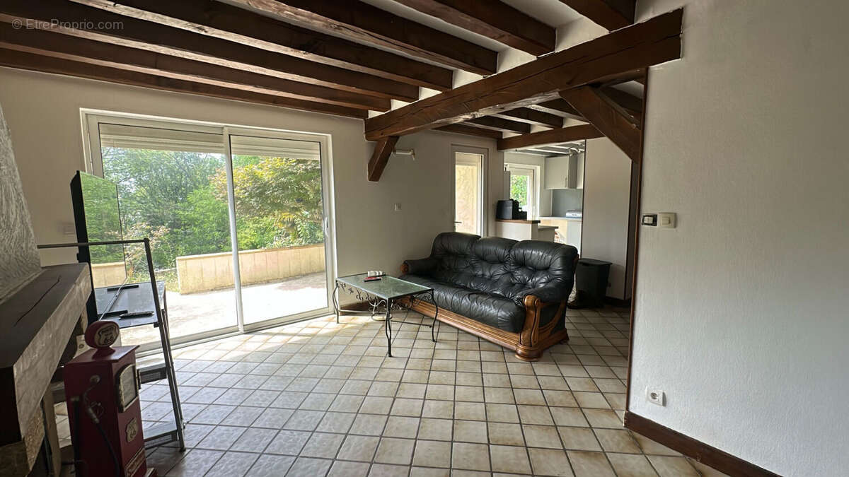 Maison à MONTLHERY