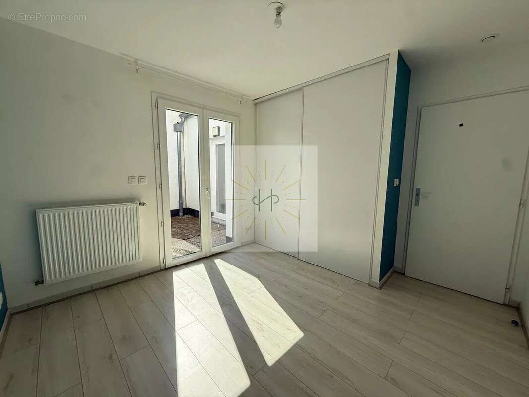 Maison 99 m² à Montelimar  - photo 8