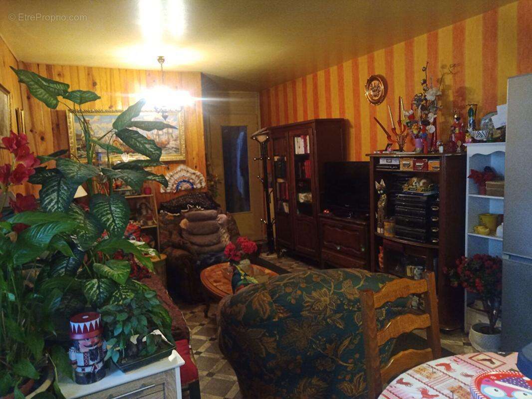Maison à ESPALY-SAINT-MARCEL