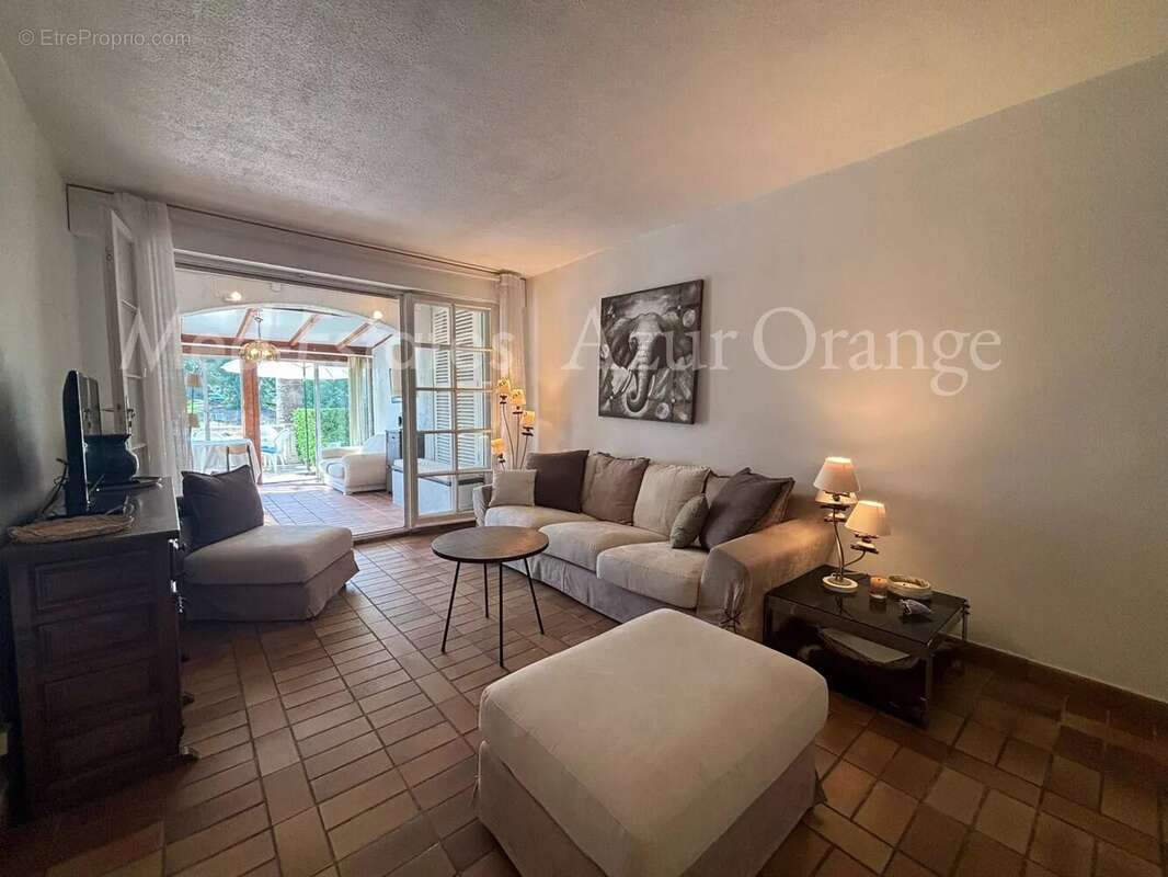 Appartement à GRIMAUD