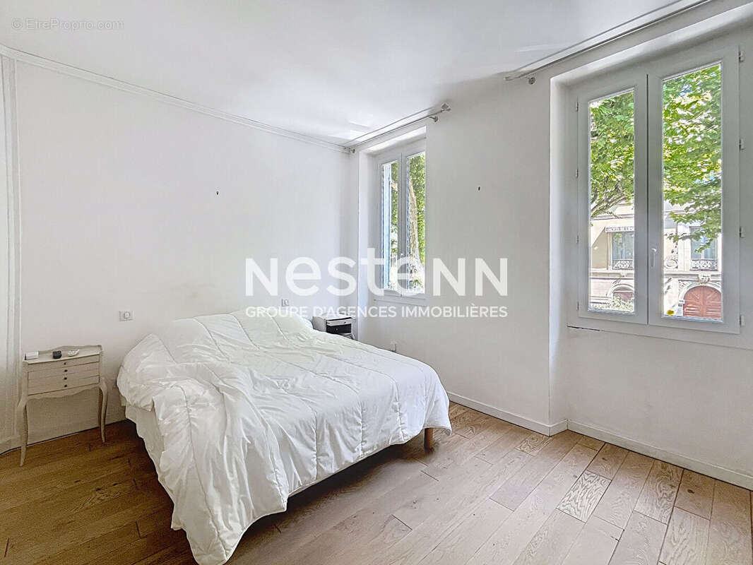 Immeuble à vendre à Saint-Rémy-de-Provence avec local commercial, appartement de 198 m², terrasse et cave - photo 12