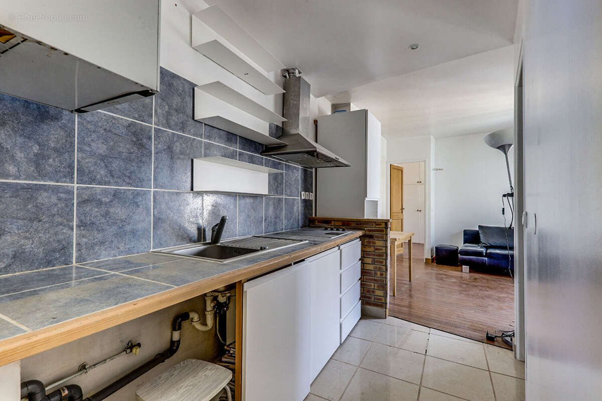 Appartement à PARIS-14E