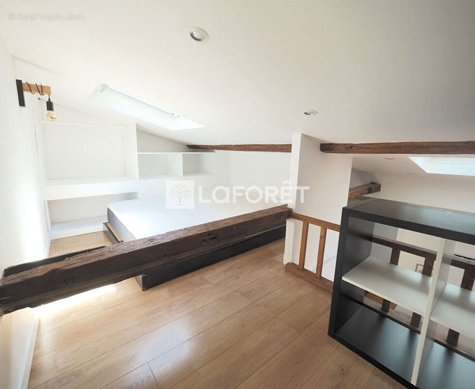 Appartement à PARIS-11E