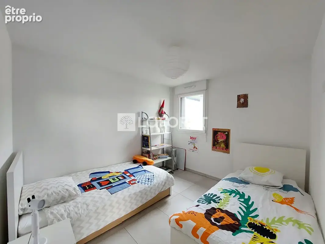 Unique ! F3 cosy dans superbe résidence contemporaine avec terrasse 44 m2 + grand garage - photo 6