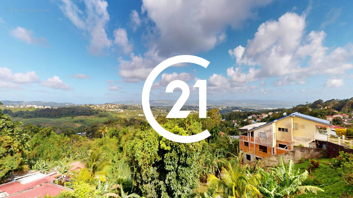 Maison à FORT-DE-FRANCE