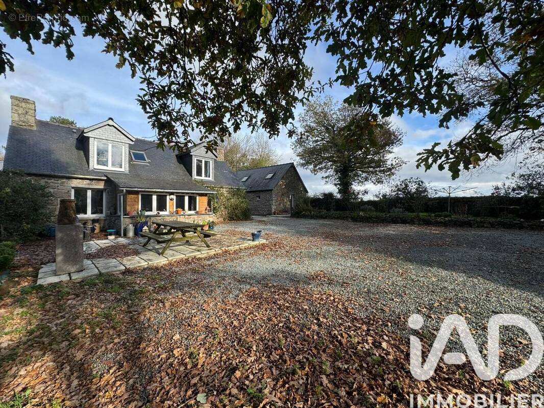 Photo 1 - Maison à LOCARN