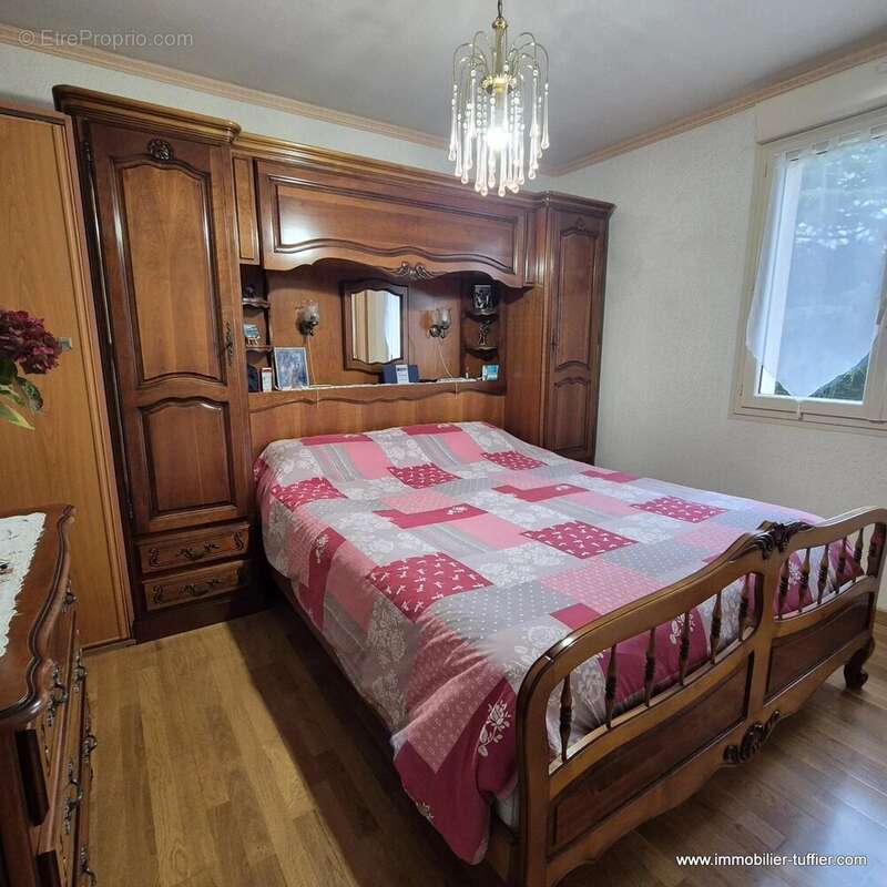 Maison à SAVIGNE-L&#039;EVEQUE