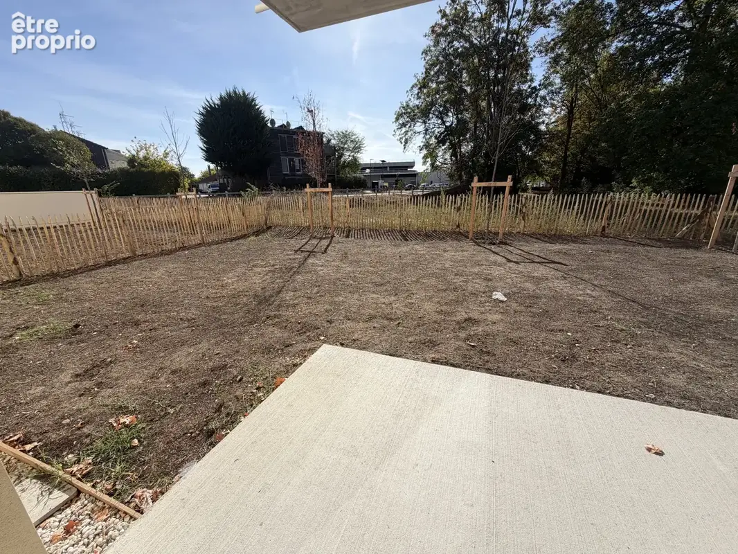 Jardin - Terrasse - 2 Parkings - Notaire offert - photo 3