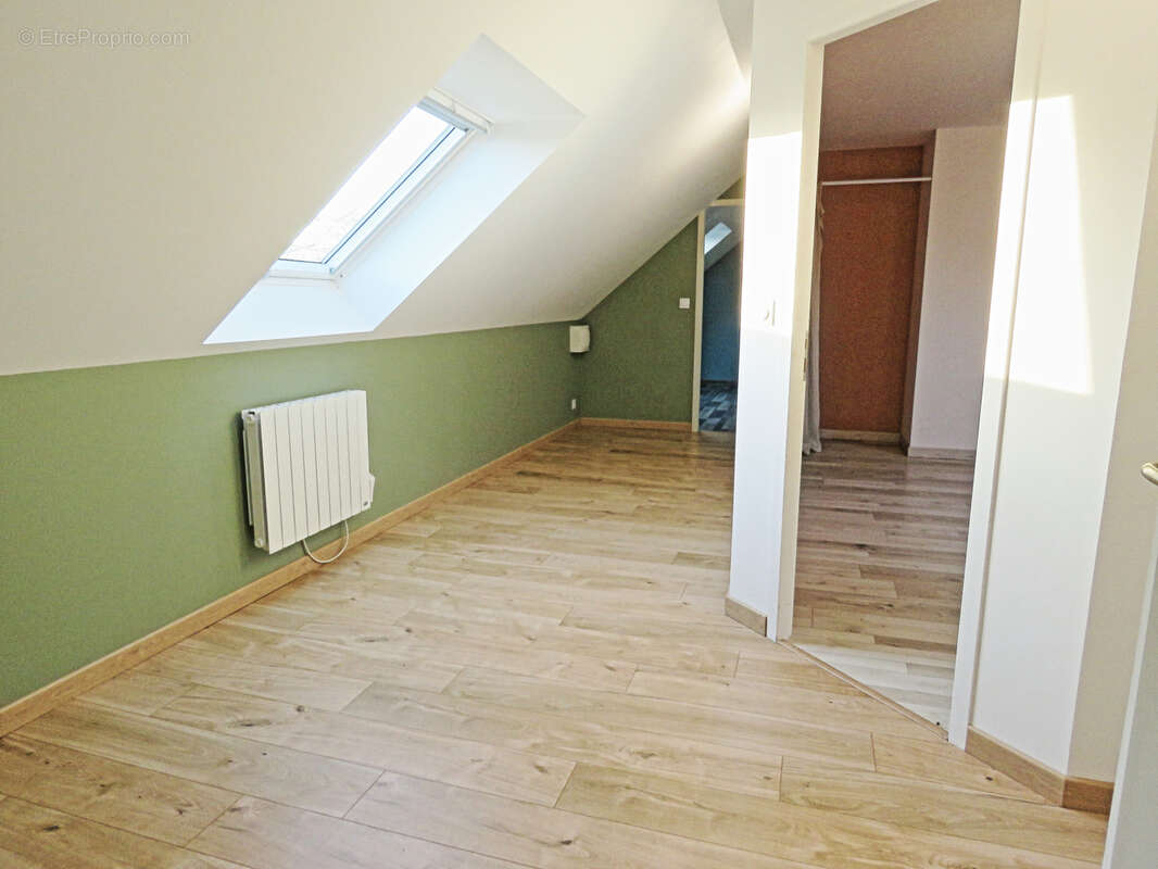 Maison à AMILLY