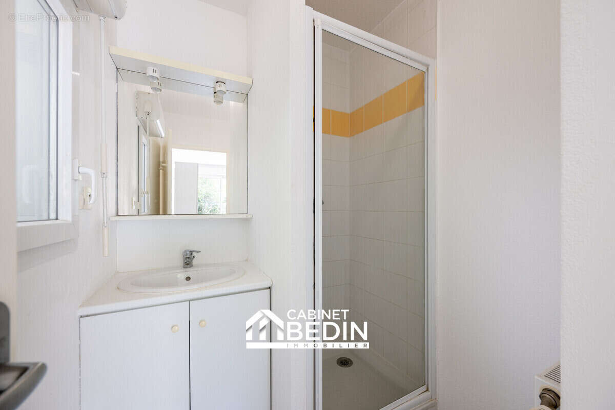 Maison 113 m² à Floirac  - photo 4