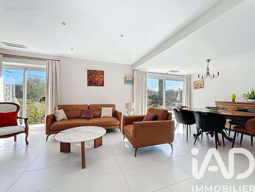 Photo 9 - Maison à VELAUX