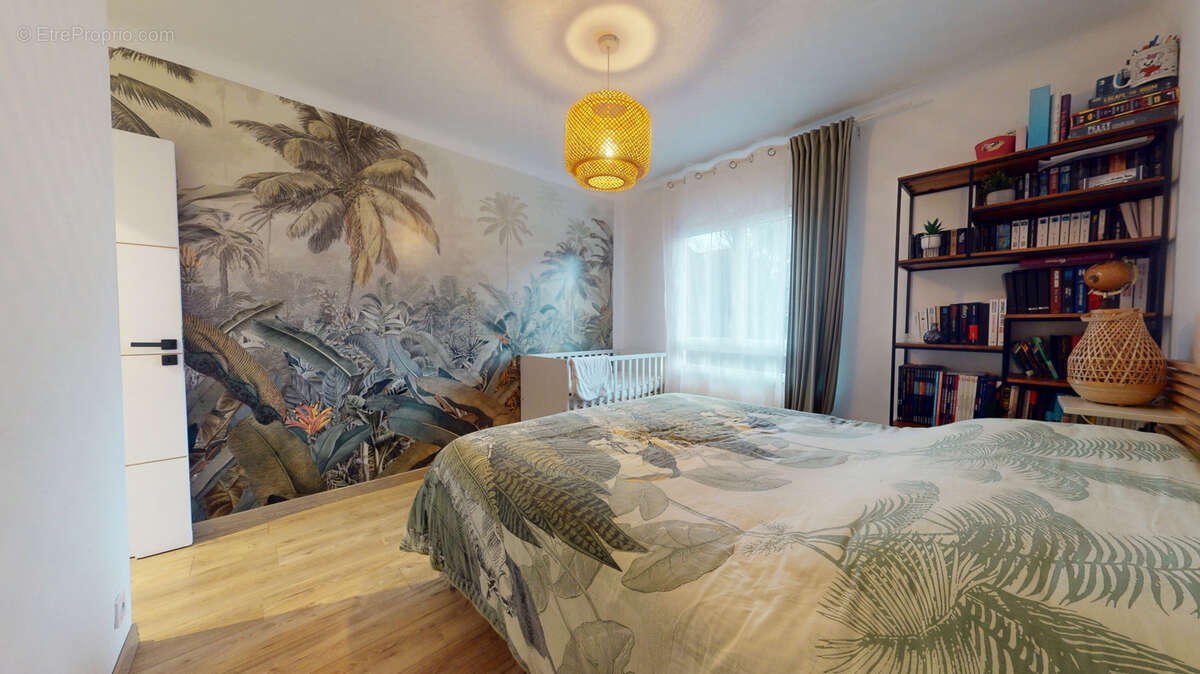 Appartement à SARTROUVILLE