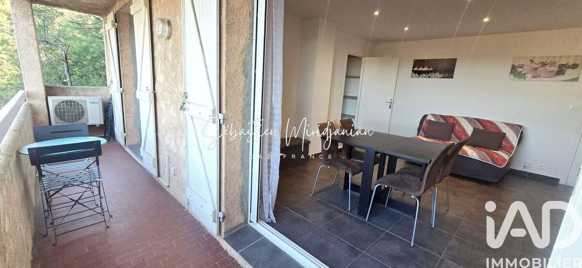 Photo 4 - Appartement à BORMES-LES-MIMOSAS