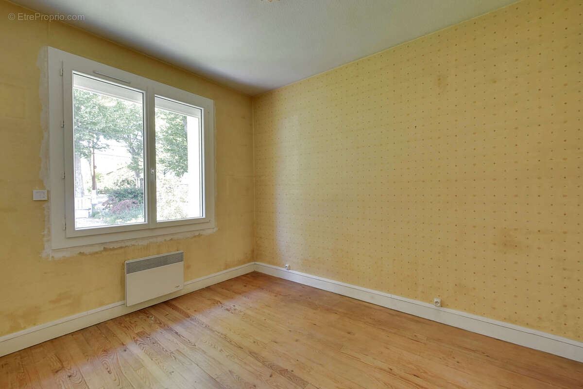 Maison à ECHIROLLES