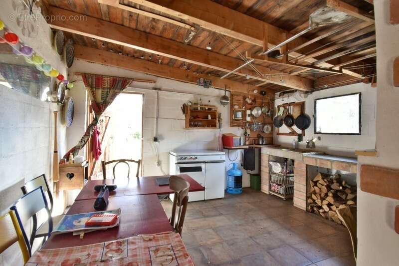 Maison à ENTREPIERRES