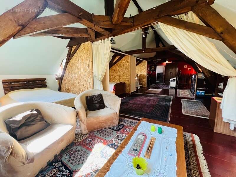 Maison à SAINT-SAUVEUR