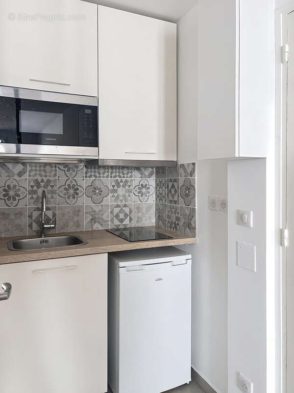 Appartement à PARIS-14E