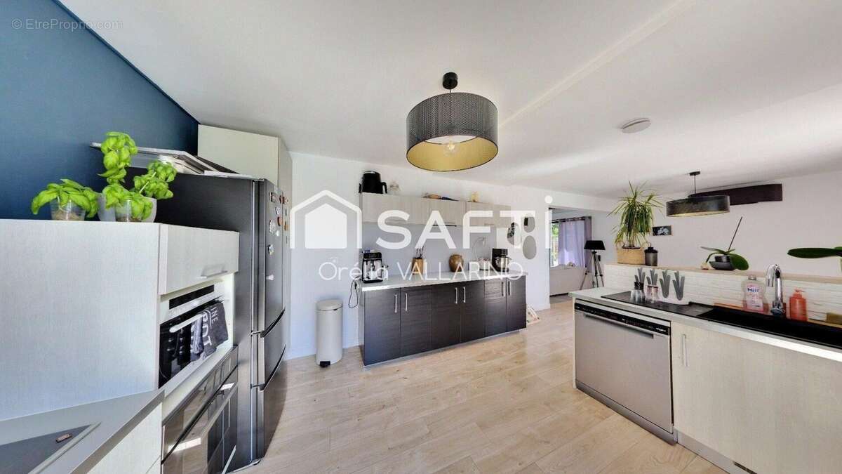 Photo 3 - Maison à AMBARES-ET-LAGRAVE