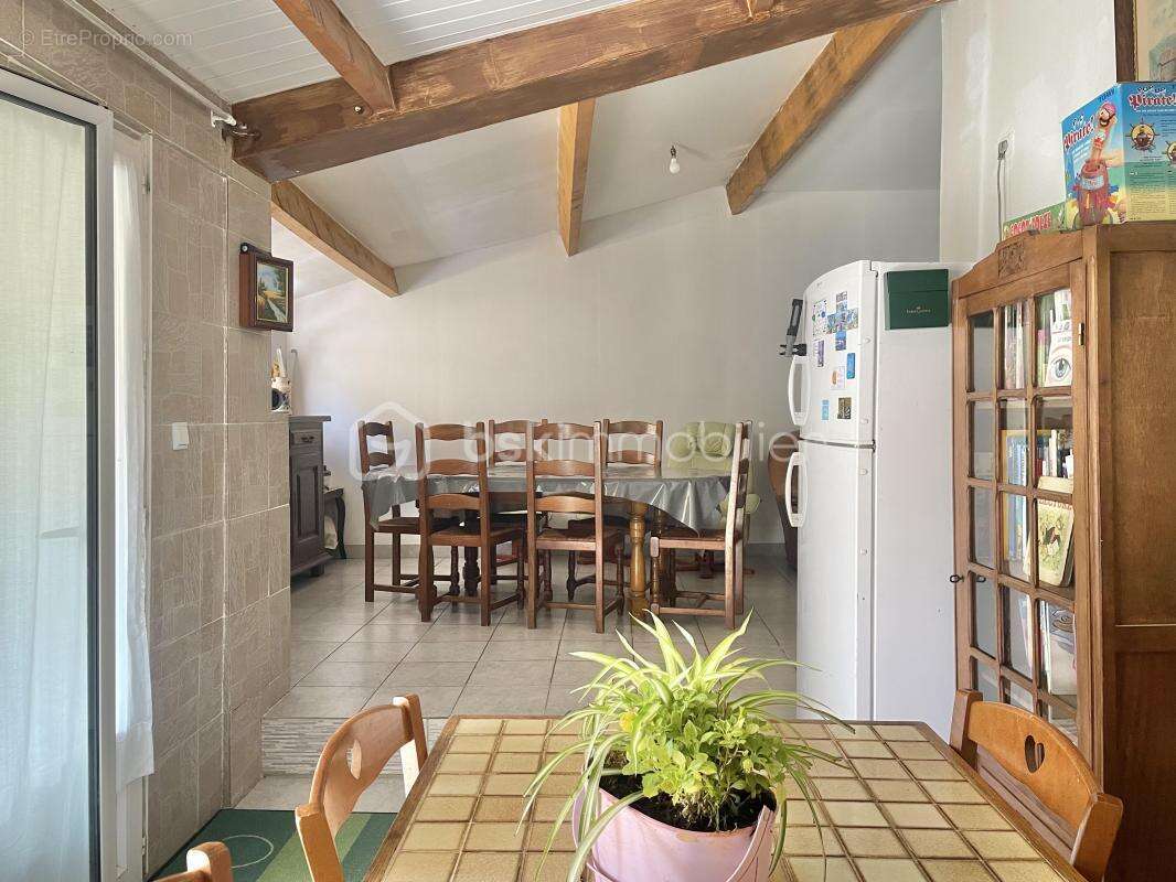 Maison à MALAY-LE-PETIT