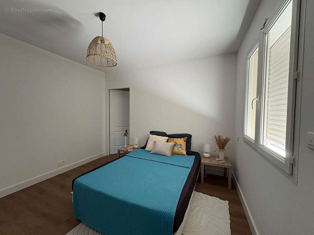 Maison à SAINT-MARTIN-DE-VALGALGUES