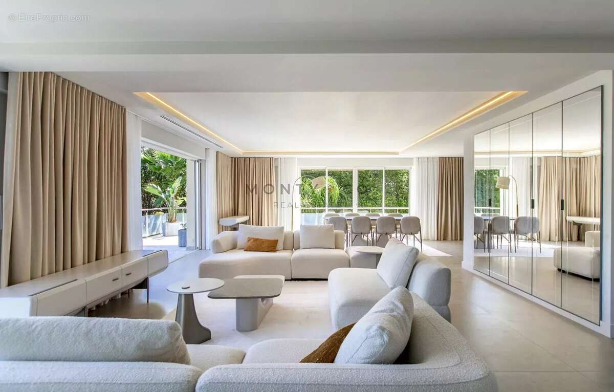 Vente villa 7 chambres entièrement rénovée avec vue mer, Cap d'Antibes - photo 4
