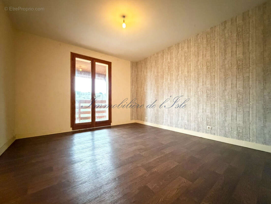Appartement à CHAMPCEVINEL